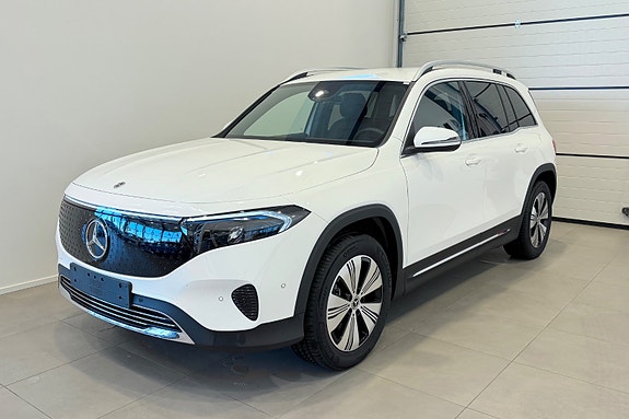 Mercedes EQB250+