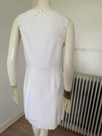Product image 8 of 16