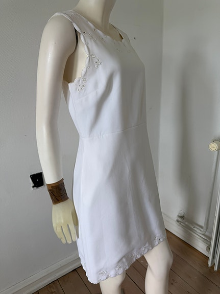 Product image 4 of 16