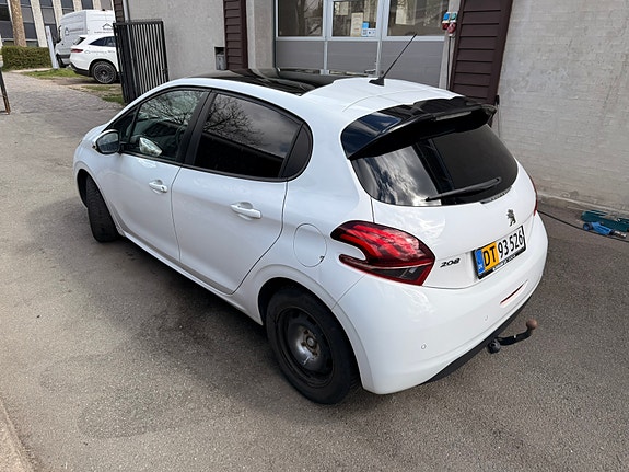 Peugeot 208 til salg hos Nabilli