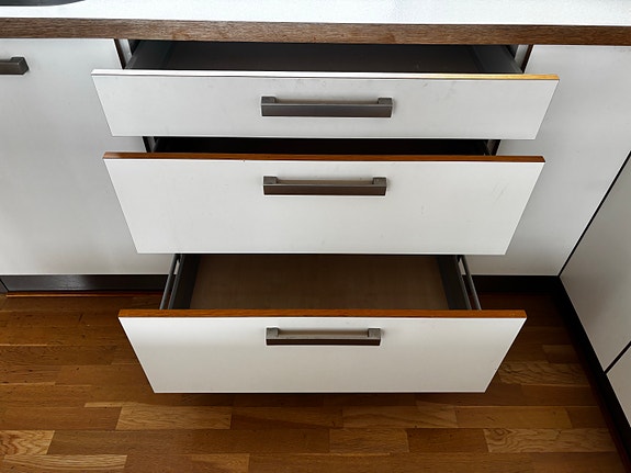 Product image 11 of 33