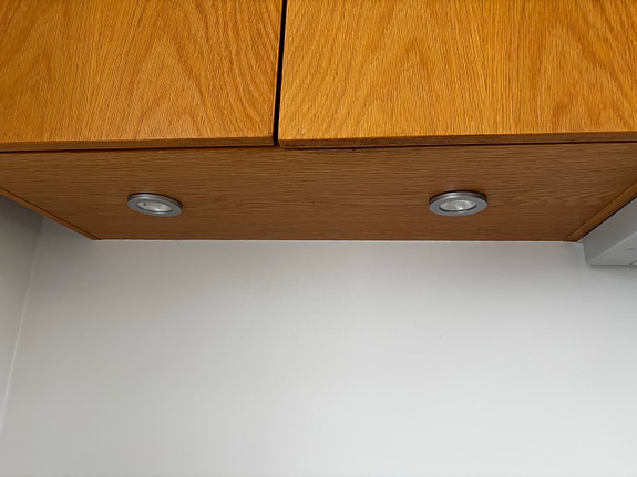 Product image 32 of 33