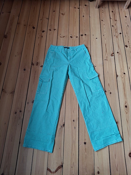 Product image 11 of 36