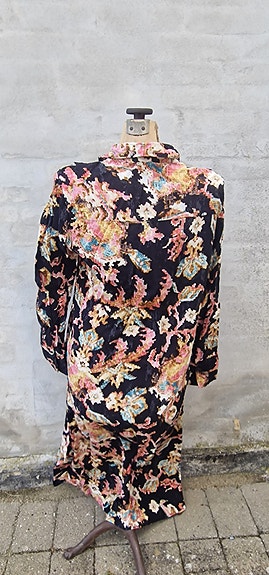 Product image 12 of 16