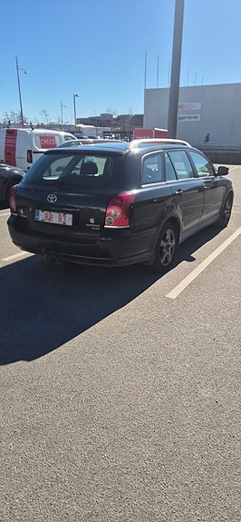 Toyota Avensis – billede 2