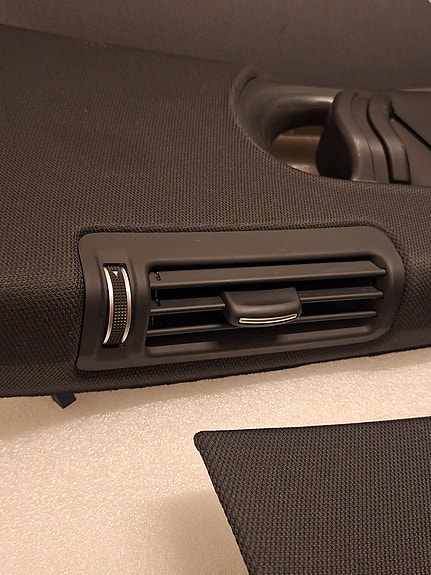 Product image 31 of 32