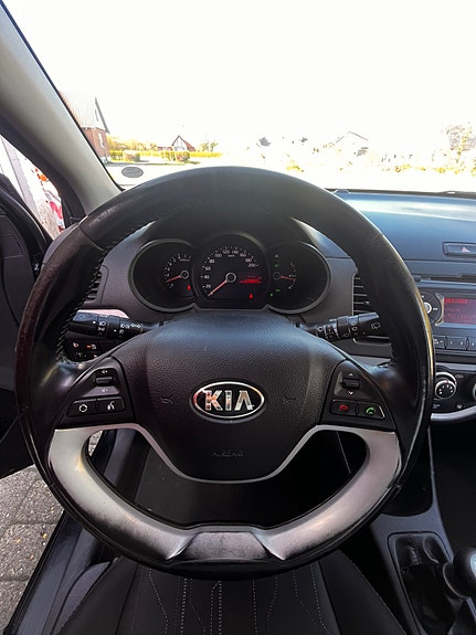 Kia Picanto 2015 photo 5