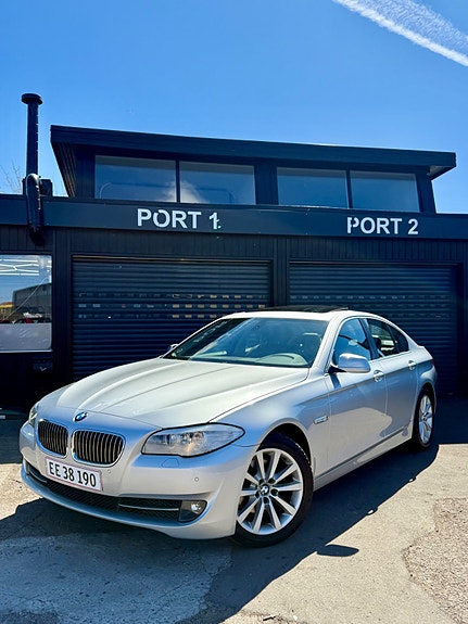 BMW 523i