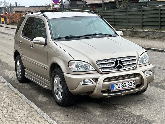 Mercedes ML270 til salg hos Nabilli