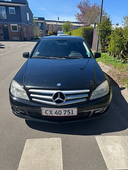 Mercedes C200 til salg hos Nabilli