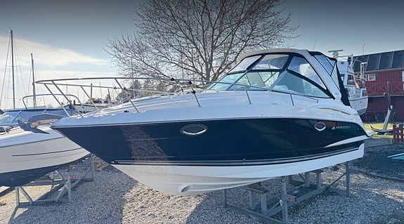 Monterey 295 Sport Yacht
