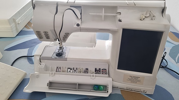 Product image 8 of 9