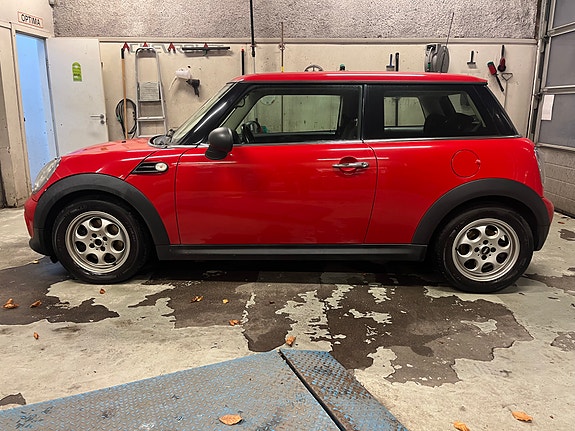 MINI Cooper til salg hos Nabilli