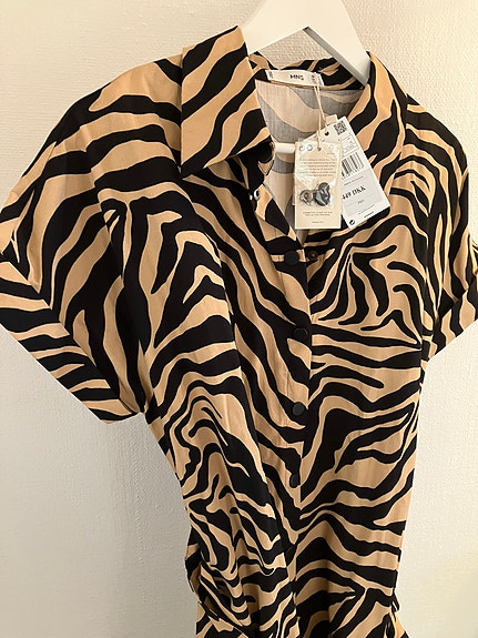 Product image 3 of 13