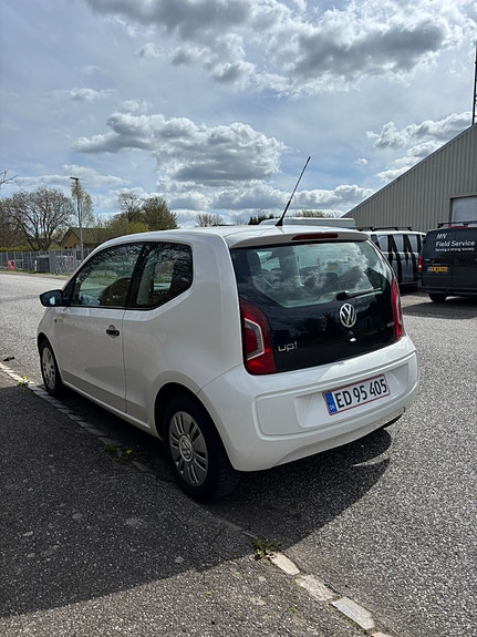 VW UP! til salg hos Nabilli