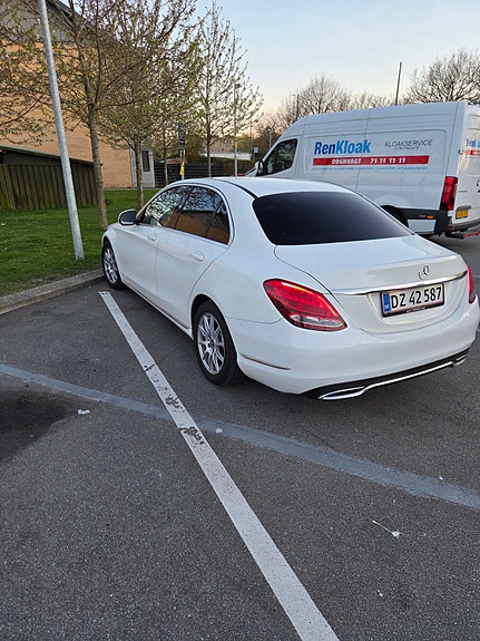 Mercedes C220 til salg hos Nabilli
