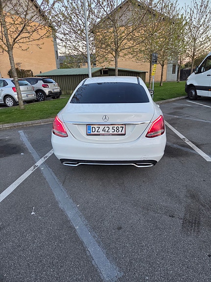 Mercedes C220 til salg hos Nabilli