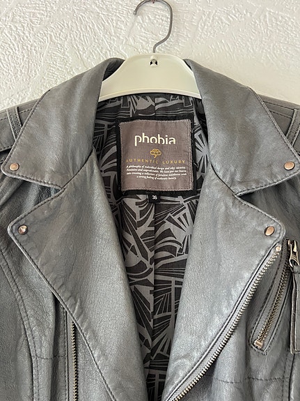 Product image 10 of 17