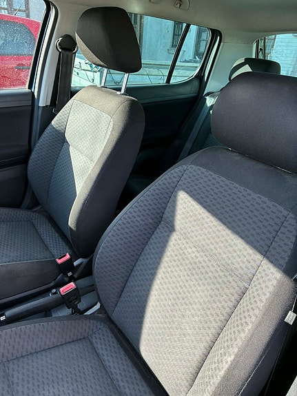 Skoda Fabia 2012 photo 5