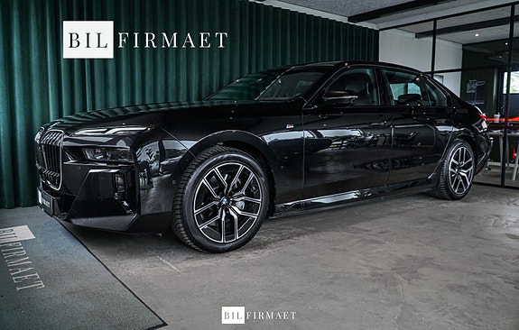BMW i7