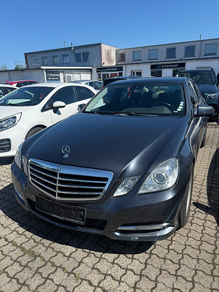 Mercedes E200 til salg hos Nabilli