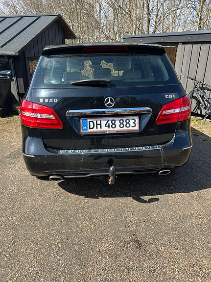 Mercedes B220 til salg hos Nabilli