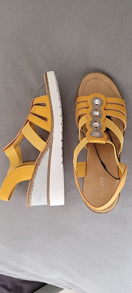 Product image 11 of 12