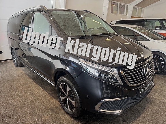 Mercedes EQV300