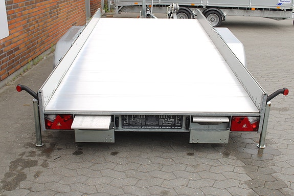 Product image 16 of 22