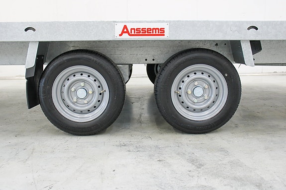 Product image 27 of 28