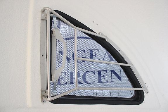 Product image 20 of 37