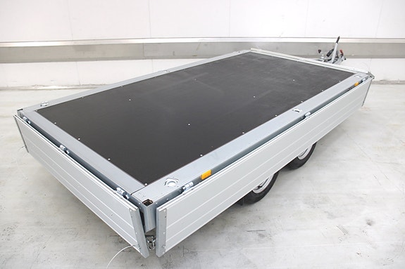 Product image 13 of 28