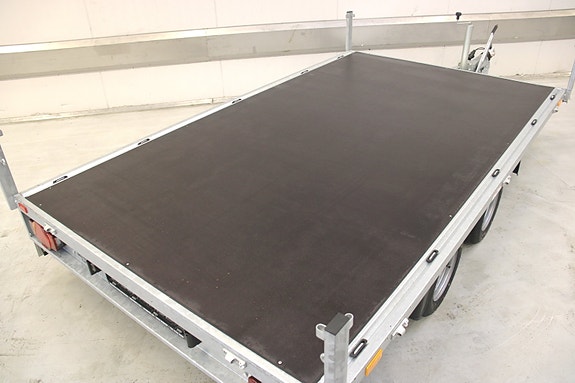 Product image 12 of 33