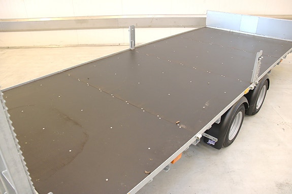 Product image 24 of 42