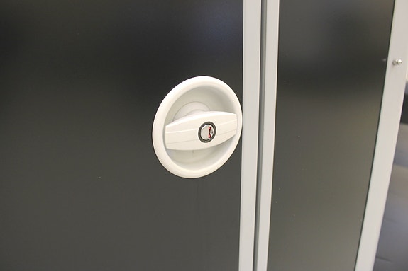 Product image 36 of 40