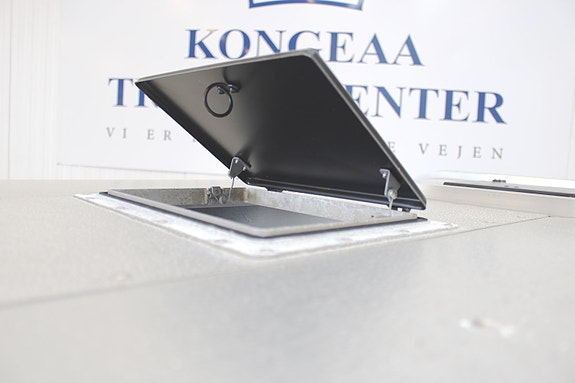Product image 17 of 34