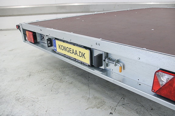 Product image 17 of 31