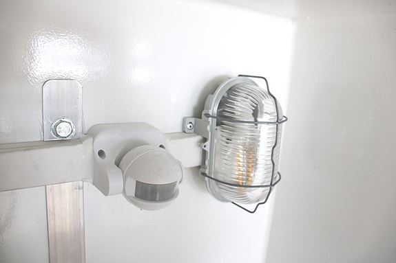 Product image 13 of 27