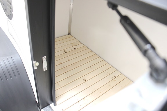 Product image 18 of 39