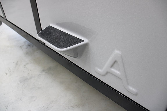 Product image 38 of 48