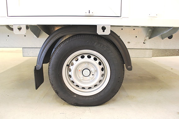 Product image 47 of 48