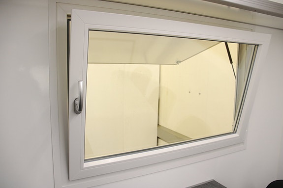 Product image 33 of 44
