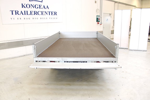 Product image 17 of 31