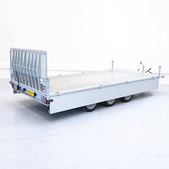 Product image 15 of 34