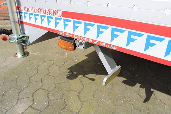 Product image 24 of 32
