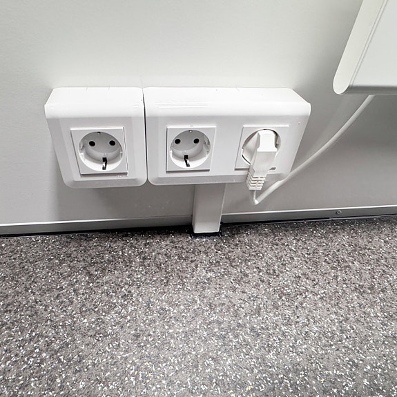 Product image 48 of 99
