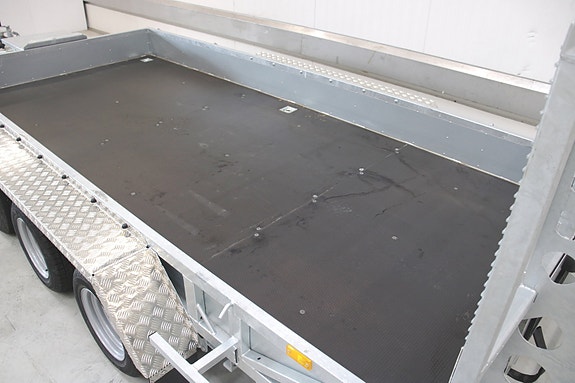 Product image 22 of 30