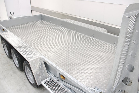 Product image 22 of 32