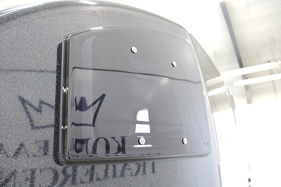 Product image 27 of 47