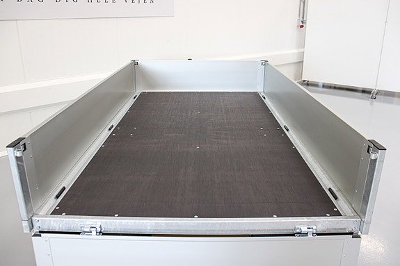 Product image 13 of 28